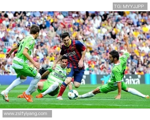 足球盘带技巧视频解析助你提升球技和比赛表现 足球盘带技巧视频解析助你提升球技和比赛表现